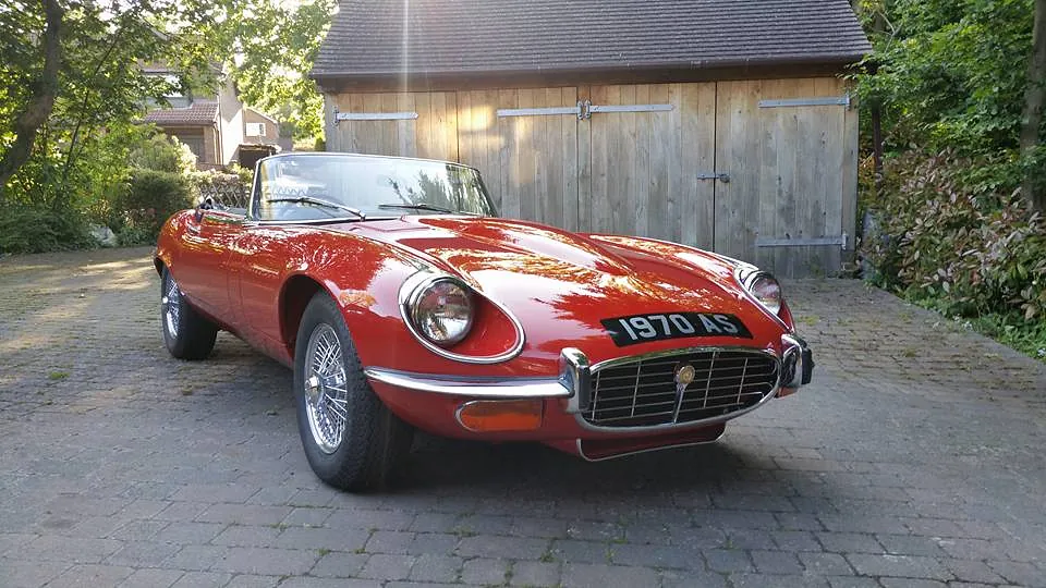 e type jaguar servicing
