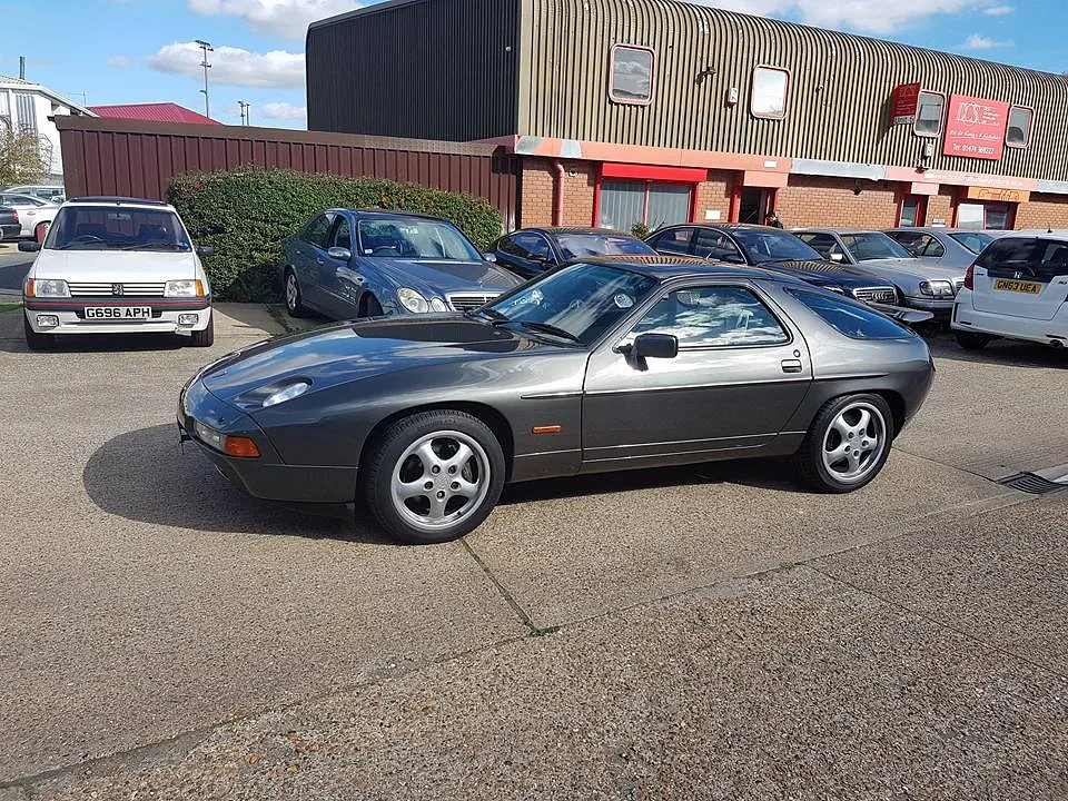 prestige car mot